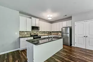 212 Daisy Cir, McDonough, GA 30252 - Photo 5