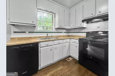 555 Browning Circle, Acworth, GA 30101 - Photo 7