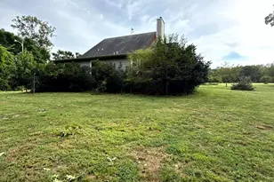 259 Lovers Ln, Union Point, GA 30669 - Photo 5