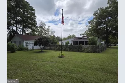 511 W Smith Street, Claxton, GA 30417 - Photo 47