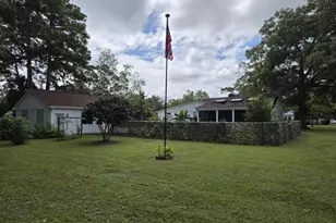 511 W Smith St, Claxton, GA 30417 - Photo 47