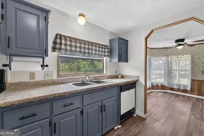 4690 Ammons Road, Waycross, GA 31503 - Photo 29