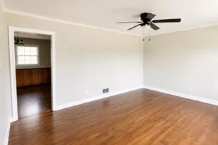 318 Leola Dr, Griffin, GA 30224 - Photo 3