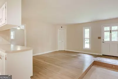 110 Pioneer Drive, Athens, GA 30605 - Photo 7