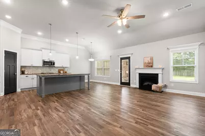 212 Oakley Court, Bonaire, GA 31005 - Photo 7