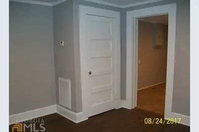 204 Georgia Avenue #B, Winder, GA 30680 - Photo 11