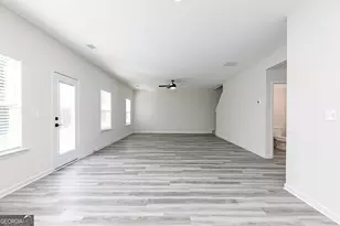 306 Sunfish Cir, Jefferson, GA 30549 - Photo 7