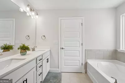 111 Vineyard Walk, Carrollton, GA 30117 - Photo 19