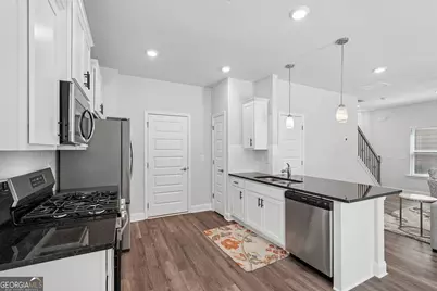 111 Vineyard Walk, Carrollton, GA 30117 - Photo 9