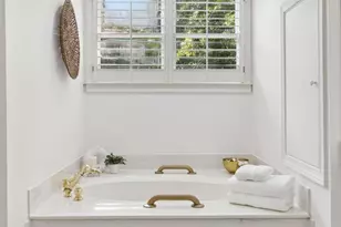 440 Greenlaurel Dr, Sandy Springs, GA 30342 - Photo 19