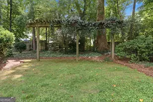 2457 Tall Timbers Trail, Marietta, GA 30066 - Photo 9