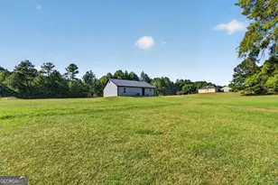 1300 Hill St, Comer, GA 30629 - Photo 37