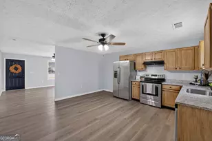 1300 Hill St, Comer, GA 30629 - Photo 13