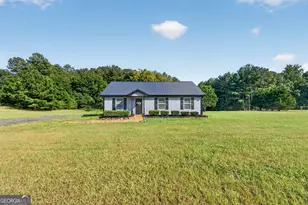 1300 Hill St, Comer, GA 30629 - Photo 3