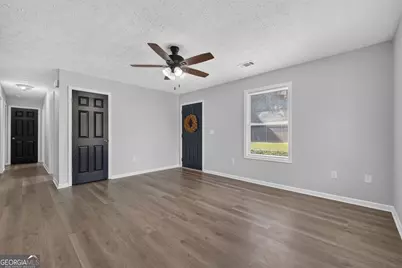 1300 Hill Street, Comer, GA 30629 - Photo 9