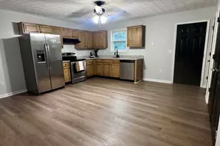 1300 Hill St, Comer, GA 30629 - Photo 15