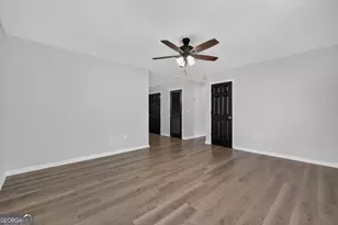 1300 Hill St, Comer, GA 30629 - Photo 11