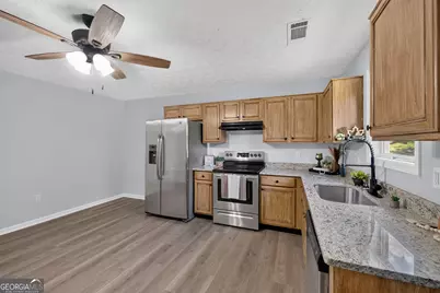1300 Hill Street, Comer, GA 30629 - Photo 17