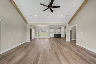 423 Indian Creek Cir, Adel, GA 31620 - Photo 7