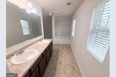 611 Dodson Lake Court, Fairburn, GA 30213 - Photo 11