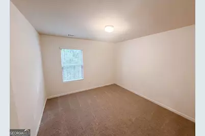 611 Dodson Lake Court, Fairburn, GA 30213 - Photo 9