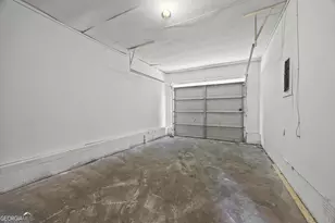 2830 Village Green Dr, Macon, GA 31206 - Photo 13