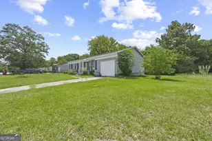 2830 Village Green Dr, Macon, GA 31206 - Photo 3