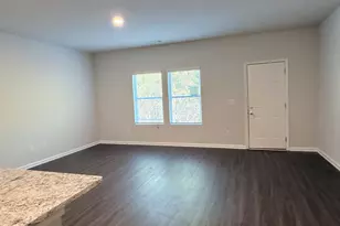 432 Oakwood Dr NW, Milledgeville, GA 31061 - Photo 3