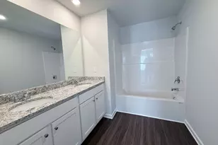 432 Oakwood Dr NW, Milledgeville, GA 31061 - Photo 13