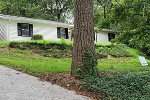2888 Parrott Ave NW, Atlanta, GA 30318 - Photo 1