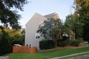 6605 Grove Crossing Ct, Cumming, GA 30028 - Photo 7