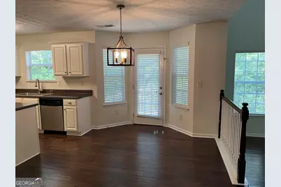 10 New York Avenue, Sharpsburg, GA 30277 - Photo 5