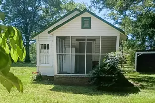 7514 Ga Hwy 17, Bowersville, GA 30516 - Photo 1