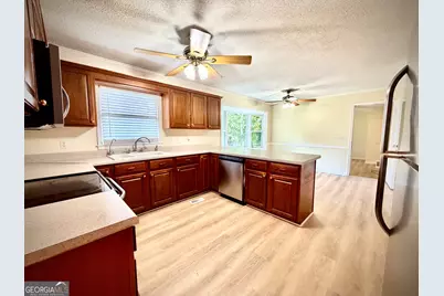 113 Bobwhite Drive, Dublin, GA 31021 - Photo 3