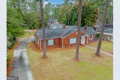 707 Euclid Avenue, Waycross, GA 31501 - Photo 1