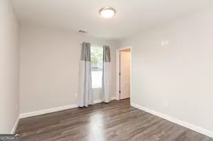 410 A N Caswell St, Glennville, GA 30427 - Photo 29