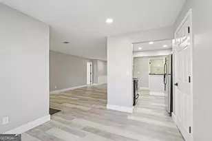 601 Peachtree Forest Ave, Norcross, GA 30092 - Photo 7