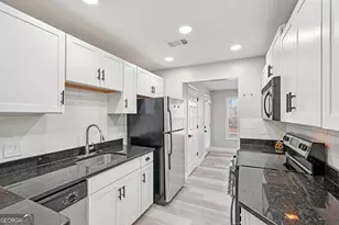 601 Peachtree Forest Ave, Norcross, GA 30092 - Photo 15