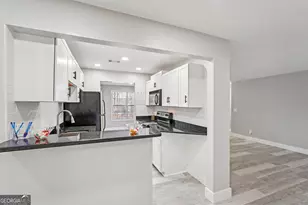 601 Peachtree Forest Ave, Norcross, GA 30092 - Photo 17