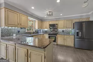 164 Cloister Dr, Peachtree City, GA 30269 - Photo 3
