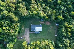 137 Robertson Rd, Lagrange, GA 30241 - Photo 1