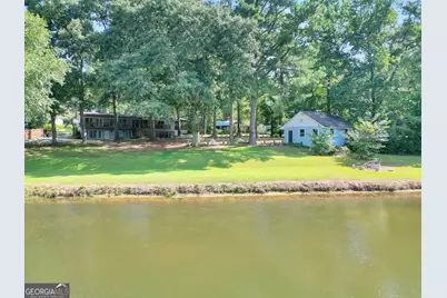 1327 Lakeshore Drive, Griffin, GA 30224 - Photo 5