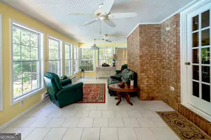 100 Melody Ln, Fayetteville, GA 30215 - Photo 9
