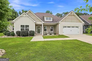 32 Oakhurst Trail, Sharpsburg, GA 30277 - Photo 1