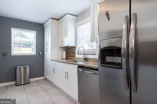 2603 Oldknow Dr NW, Atlanta, GA 30318 - Photo 9