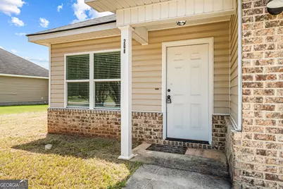 208 Shasta Drive, Perry, GA 31069 - Photo 3