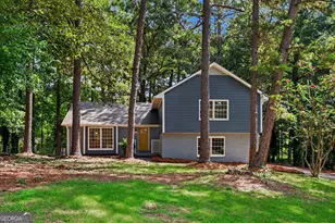 1915 Lisa Ln, Riverdale, GA 30296 - Photo 1