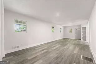 4755 Kent Rd, Atlanta, GA 30337 - Photo 7