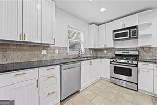 2429 Claude St NW, Atlanta, GA 30318 - Photo 11