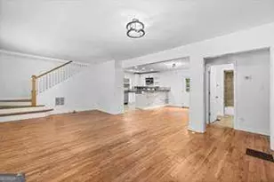 2429 Claude St NW, Atlanta, GA 30318 - Photo 5